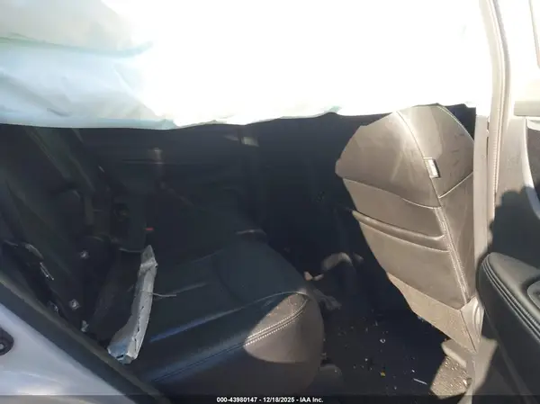 5N1AT2MV2JC741291 2018 NISSAN ROGUE - Image 8