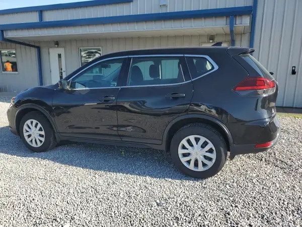 5N1AT2MV2JC746054 2018 NISSAN ROGUE - Image 2