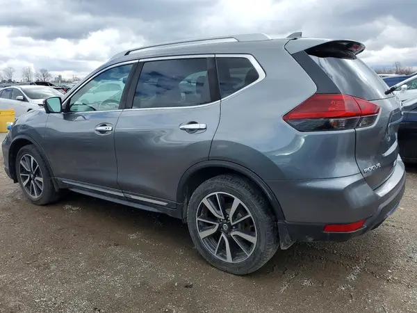 5N1AT2MV2JC749567 2018 NISSAN ROGUE - Image 2