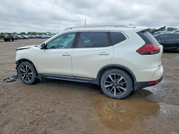 5N1AT2MV2JC750072 2018 NISSAN ROGUE - Image 2