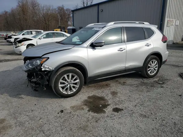 5N1AT2MV2JC752856 2018 NISSAN ROGUE - Image 1