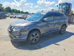 5N1AT2MV2JC760889 2018 NISSAN ROGUE