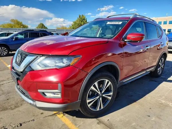 5N1AT2MV2JC772802 2018 NISSAN ROGUE - Image 1