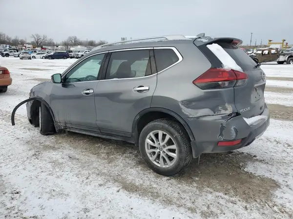 5N1AT2MV2JC773609 2018 NISSAN ROGUE - Image 2