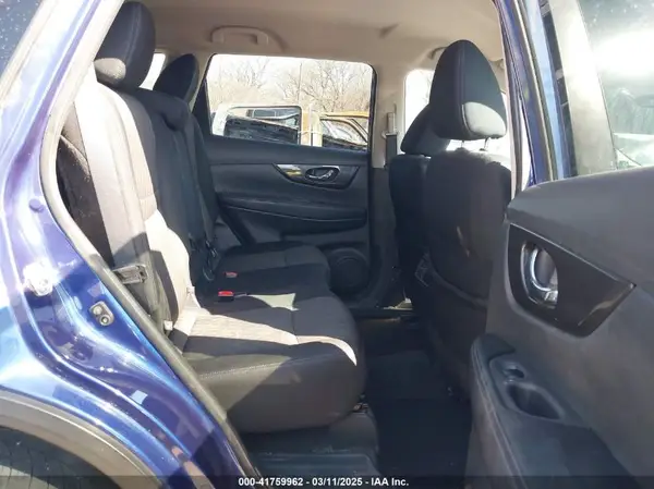 5N1AT2MV2JC776705 2018 NISSAN ROGUE - Image 8