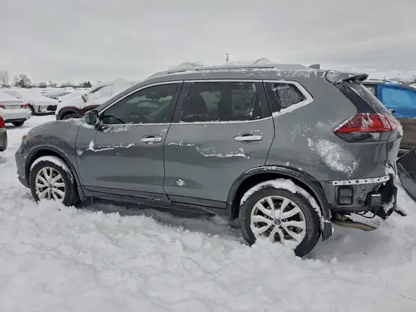 5N1AT2MV2JC781032 2018 NISSAN ROGUE - Image 2