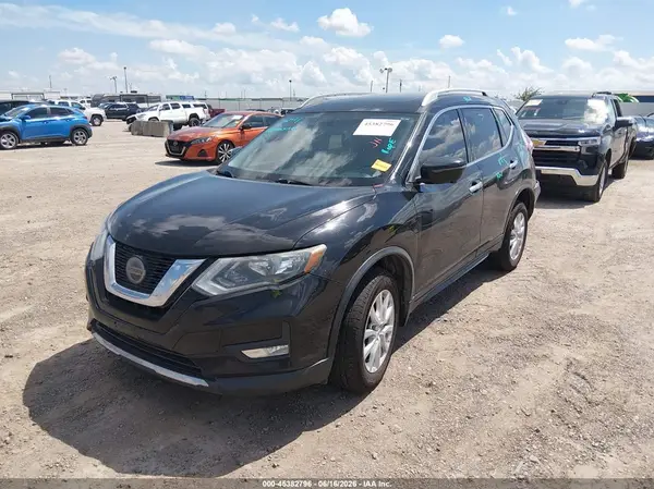 5N1AT2MV2JC782035 2018 NISSAN ROGUE - Image 2