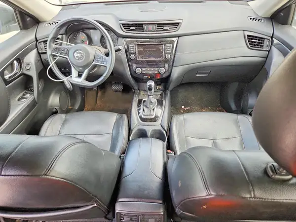 5N1AT2MV2JC782715 2018 NISSAN ROGUE - Image 8