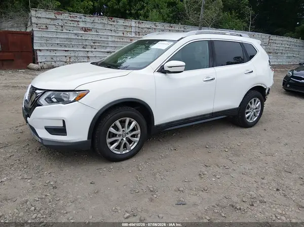 5N1AT2MV2JC785422 2018 NISSAN ROGUE - Image 2