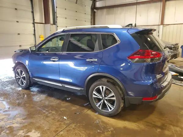 5N1AT2MV2JC794590 2018 NISSAN ROGUE - Image 2