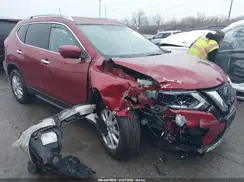 5N1AT2MV2JC805748 2018 NISSAN ROGUE