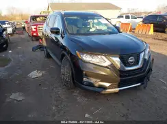 5N1AT2MV2JC812117 2018 NISSAN ROGUE