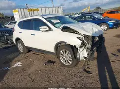 5N1AT2MV2JC817060 2018 NISSAN ROGUE