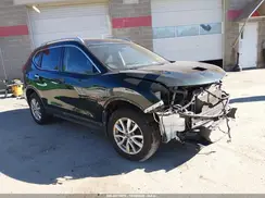 5N1AT2MV2JC820802 2018 NISSAN ROGUE