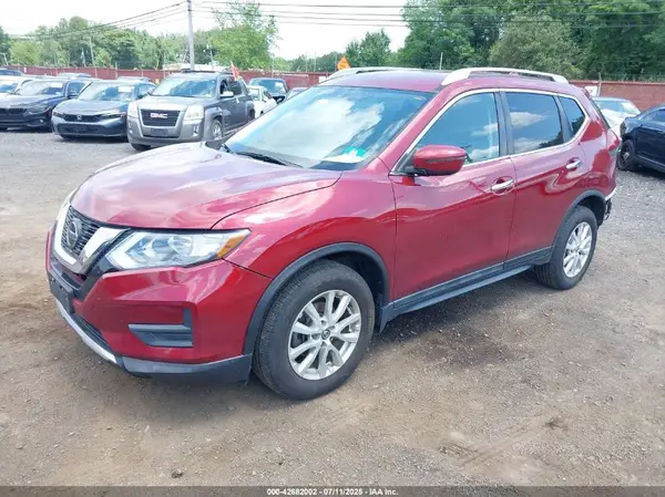 5N1AT2MV2JC821044 2018 NISSAN ROGUE - Image 2