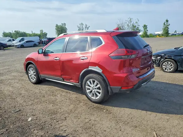 5N1AT2MV2JC821805 2018 NISSAN ROGUE - Image 2