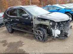 5N1AT2MV2JC822078 2018 NISSAN ROGUE