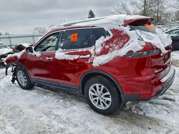 5N1AT2MV2JC825546 2018 NISSAN ROGUE - Image 2