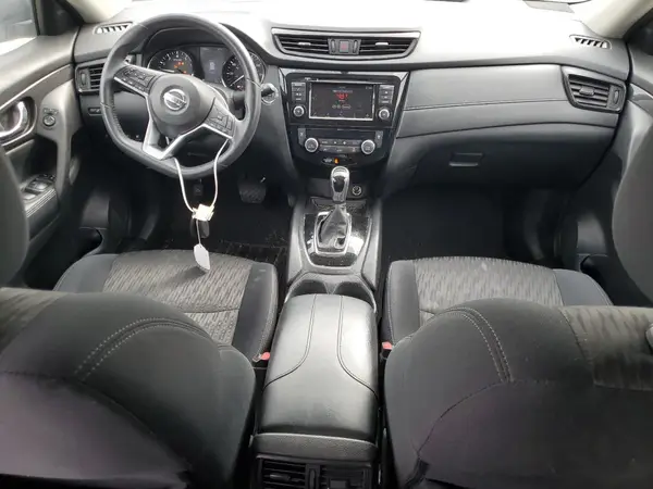 5N1AT2MV2JC828642 2018 NISSAN ROGUE - Image 8