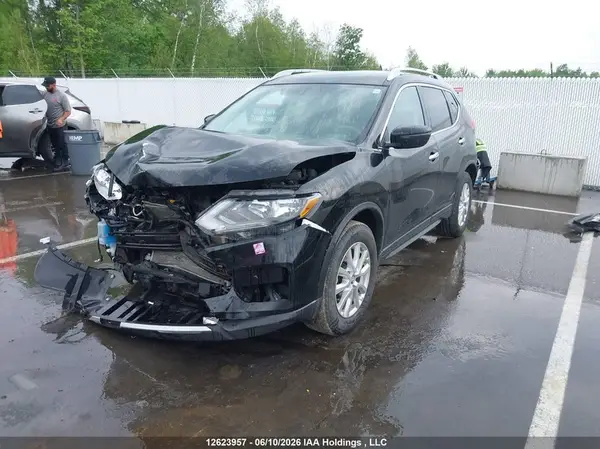 5N1AT2MV2JC835591 2018 NISSAN ROGUE - Image 2