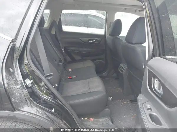 5N1AT2MV2JC835591 2018 NISSAN ROGUE - Image 8