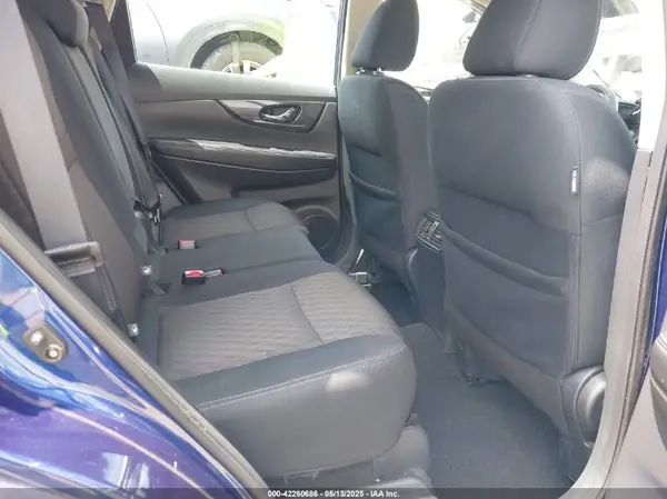 5N1AT2MV2JC839768 2018 NISSAN ROGUE - Image 8