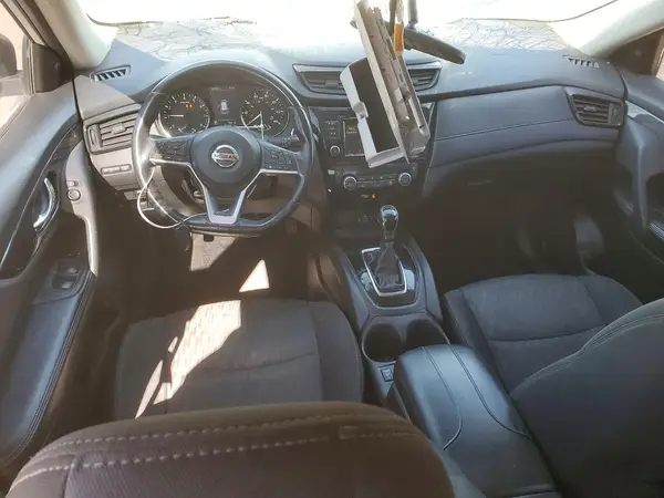 5N1AT2MV2JC843710 2018 NISSAN ROGUE - Image 8