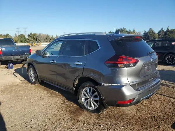 5N1AT2MV2JC845988 2018 NISSAN ROGUE - Image 2