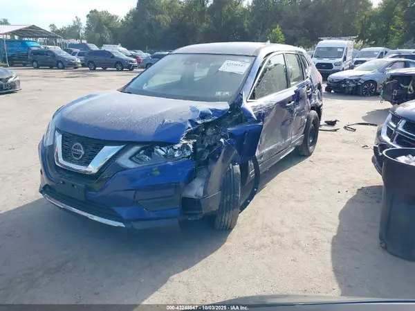 5N1AT2MV2KC701794 2019 NISSAN ROGUE - Image 2