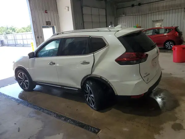 5N1AT2MV2KC701908 2019 NISSAN ROGUE - Image 2