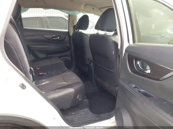 5N1AT2MV2KC703125 2019 NISSAN ROGUE - Image 8