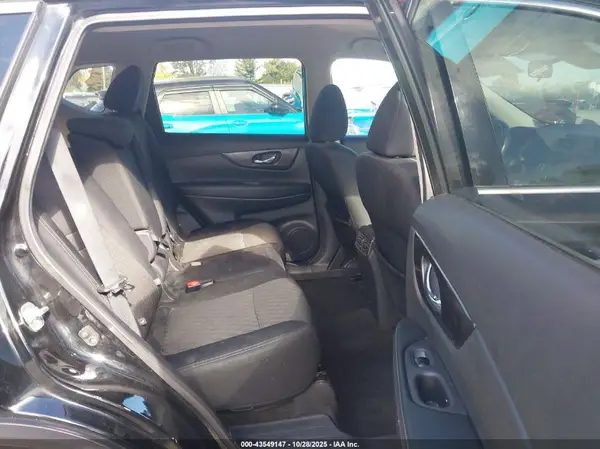 5N1AT2MV2KC703917 2019 NISSAN ROGUE - Image 8