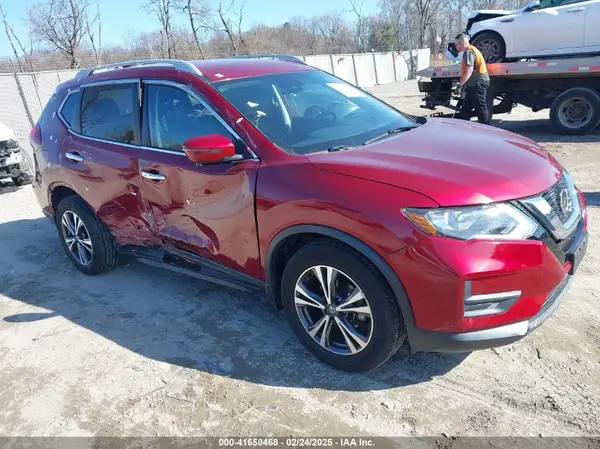 5N1AT2MV2KC720510 2019 NISSAN ROGUE - Image 1
