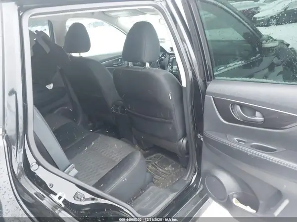 5N1AT2MV2KC721687 2019 NISSAN ROGUE - Image 8