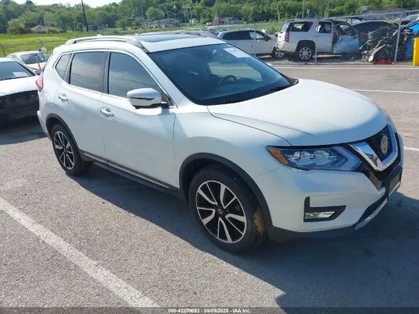 5N1AT2MV2KC726646 2019 NISSAN ROGUE - Image 1