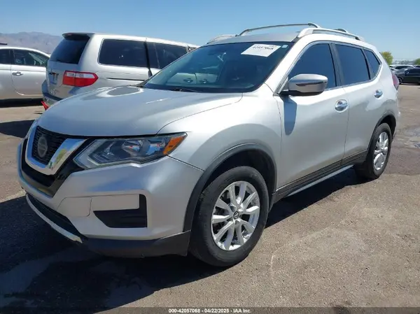 5N1AT2MV2KC734049 2019 NISSAN ROGUE - Image 2