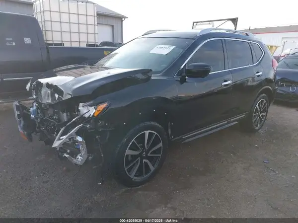 5N1AT2MV2KC745312 2019 NISSAN ROGUE - Image 2