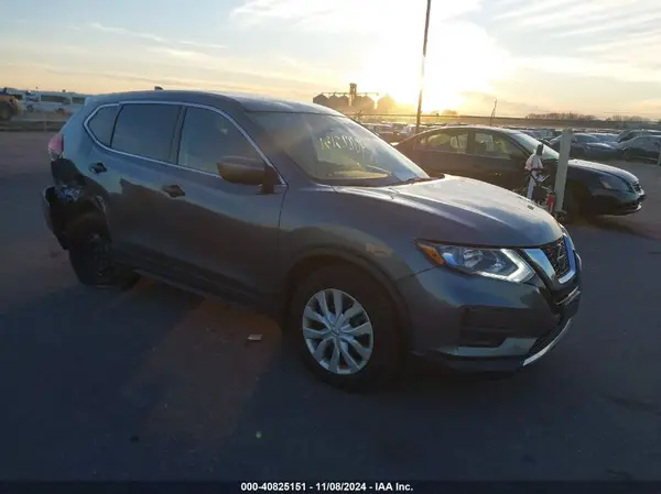 5N1AT2MV2KC749036 2019 NISSAN ROGUE - Image 1