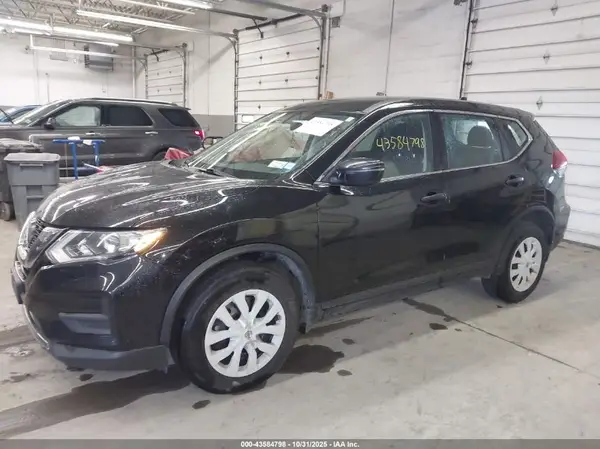 5N1AT2MV2KC752213 2019 NISSAN ROGUE - Image 2