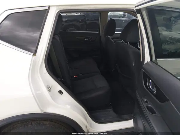 5N1AT2MV2KC755385 2019 NISSAN ROGUE - Image 8