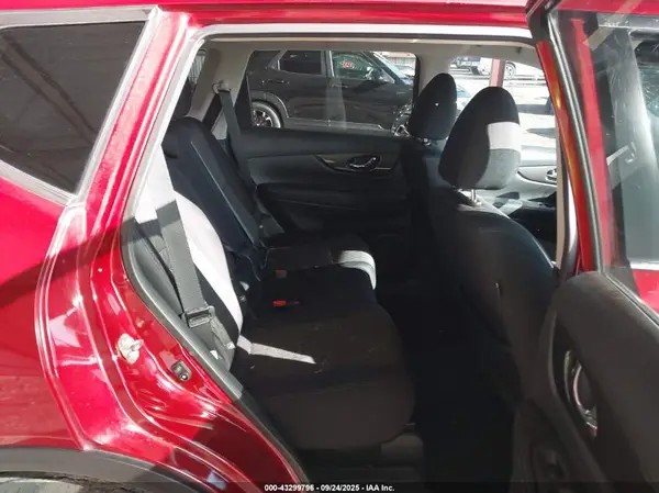 5N1AT2MV2KC756410 2019 NISSAN ROGUE - Image 8