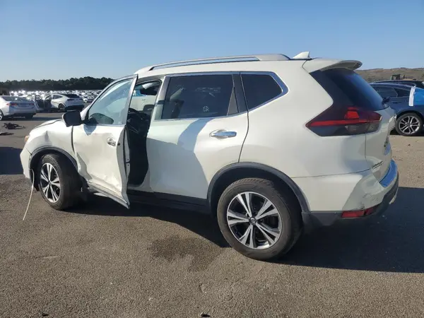 5N1AT2MV2KC768315 2019 NISSAN ROGUE - Image 2