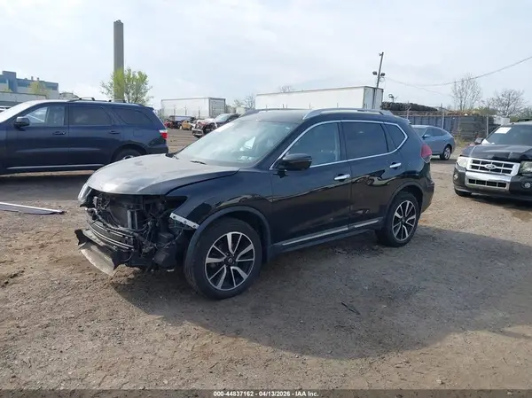 5N1AT2MV2KC773353 2019 NISSAN ROGUE - Image 2