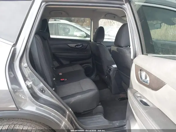 5N1AT2MV2KC777886 2019 NISSAN ROGUE - Image 8