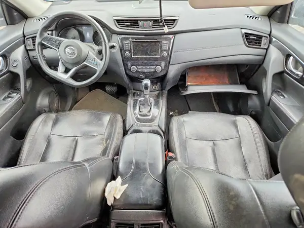 5N1AT2MV2KC780674 2019 NISSAN ROGUE - Image 8