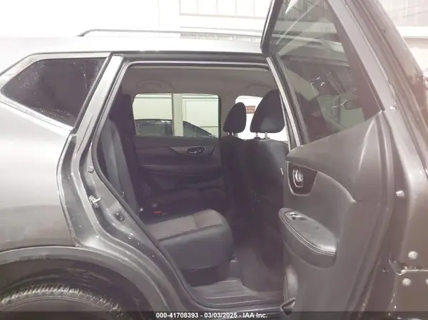 5N1AT2MV2KC783204 2019 NISSAN ROGUE - Image 8