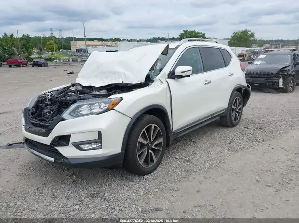 5N1AT2MV2KC788919 2019 NISSAN ROGUE - Image 2