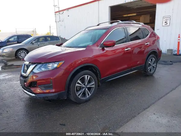 5N1AT2MV2KC800678 2019 NISSAN ROGUE - Image 2