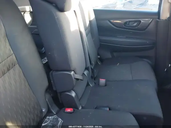 5N1AT2MV2KC809302 2019 NISSAN ROGUE - Image 8