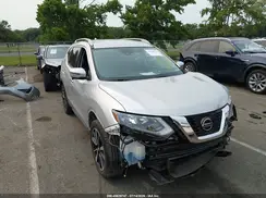 5N1AT2MV2KC810224 2019 NISSAN ROGUE